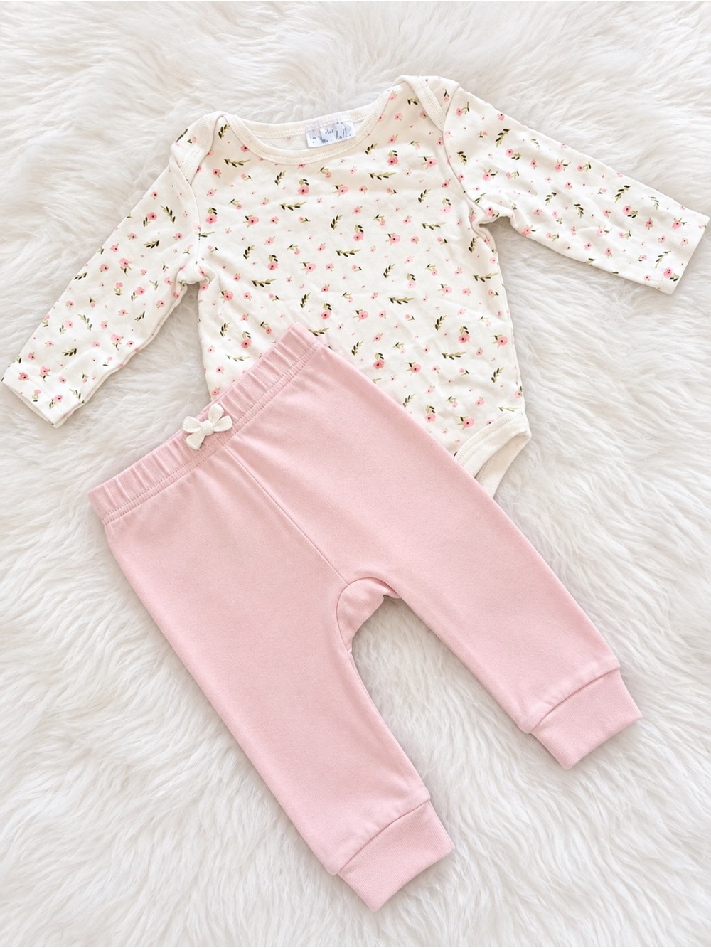 Baby Girls Pink Floral One-Piece Set - Long Sleeve Bodysuit & Pink Pants
